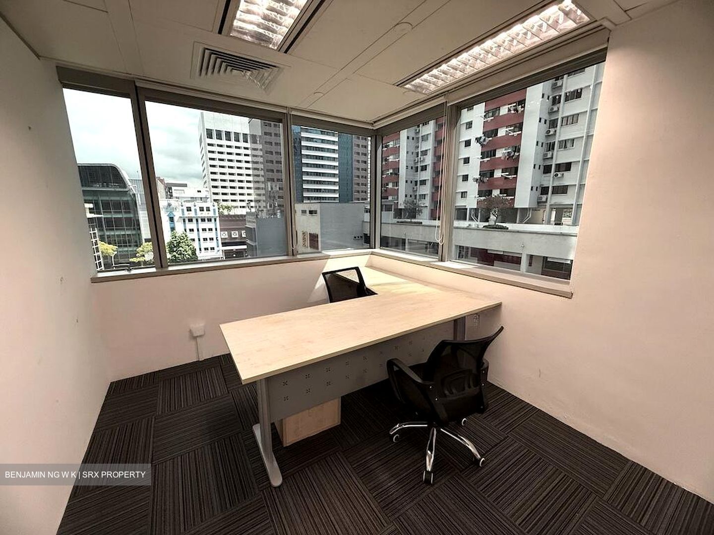 Odeon Towers (D7), Office #504886861